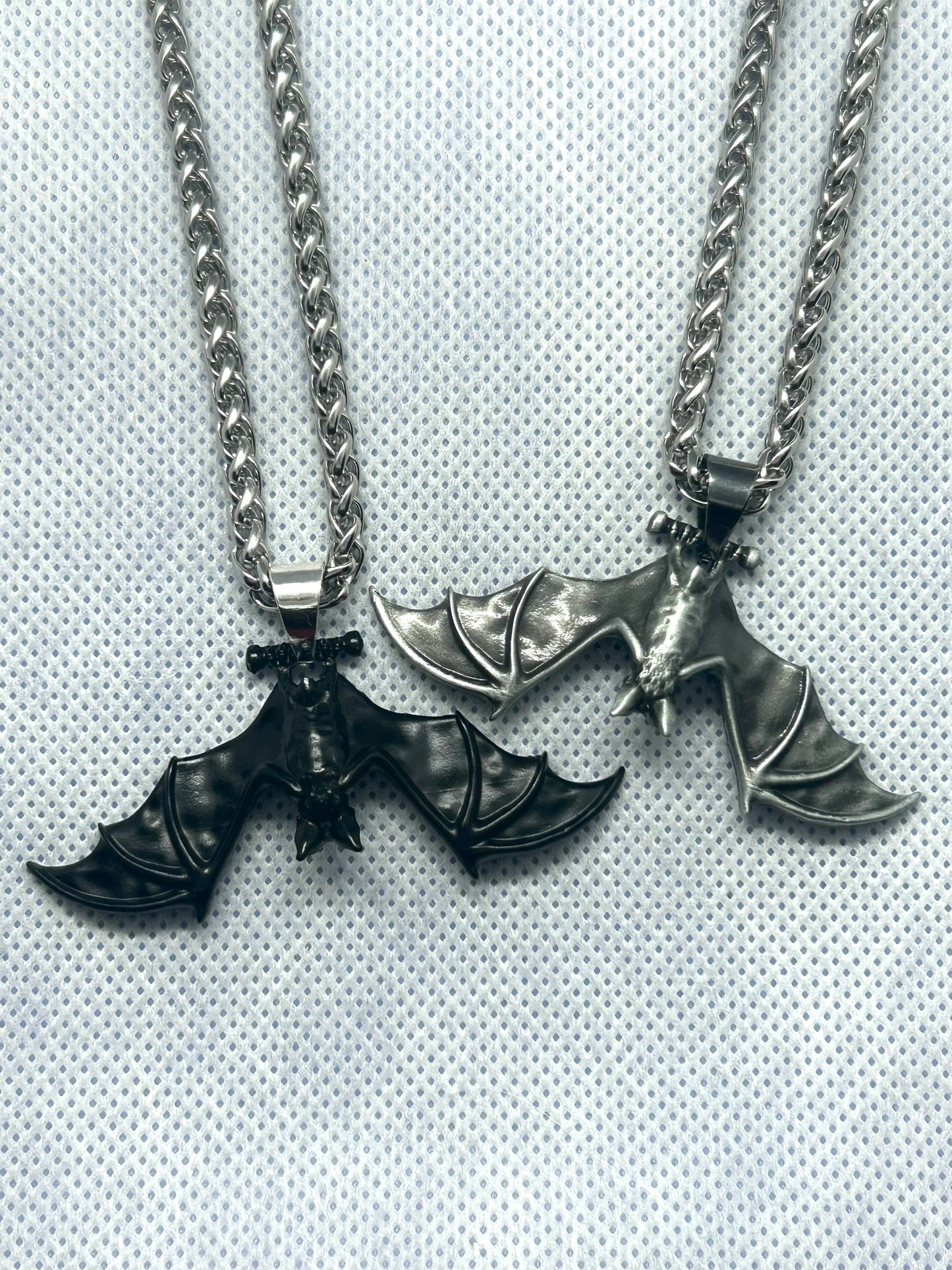 🦇 Hanging Bat Pendant 🦇