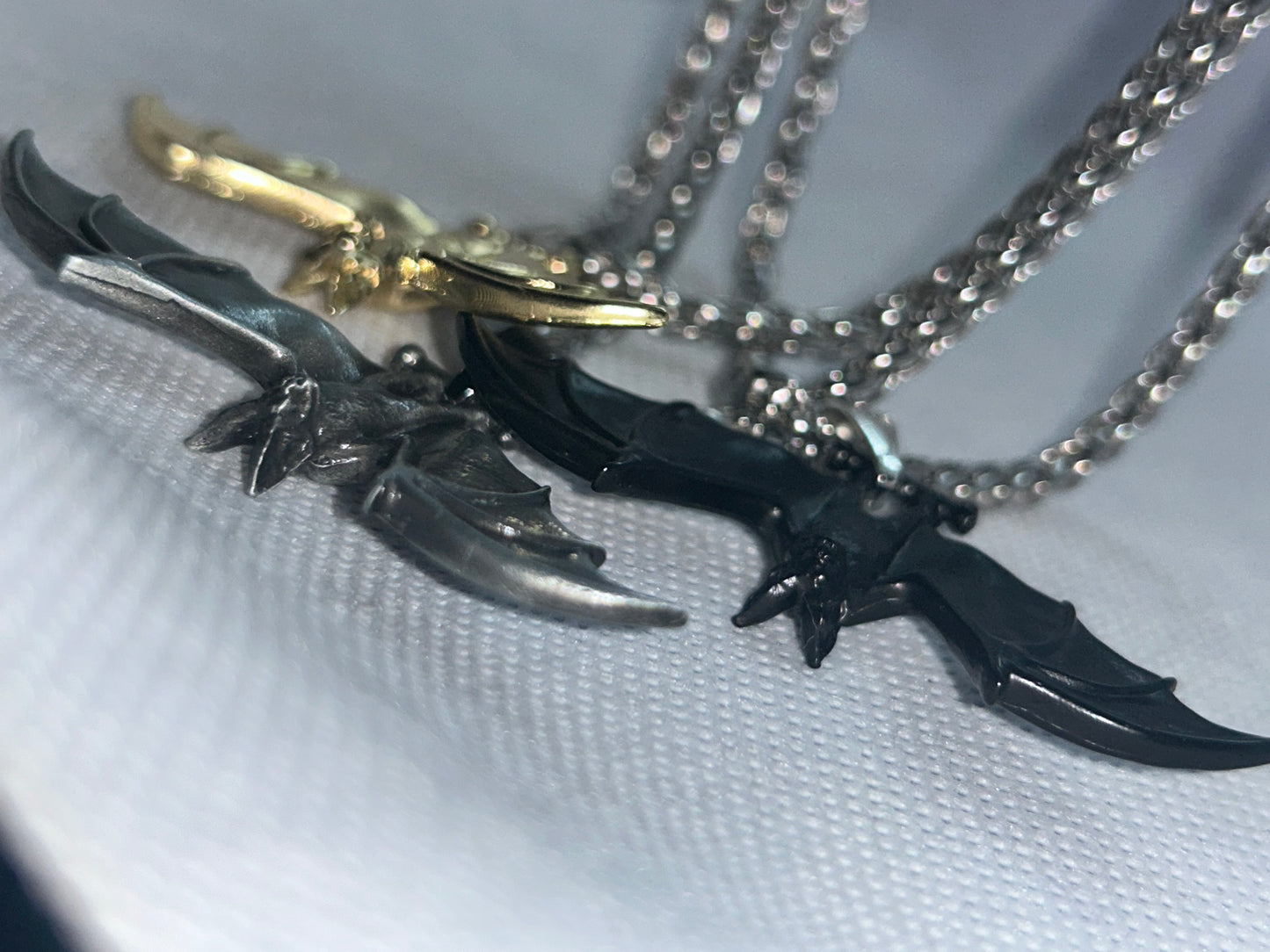 🦇 Hanging Bat Pendant 🦇